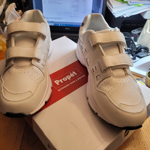 MAN'S SNEAKERS - Picture 9 of 9